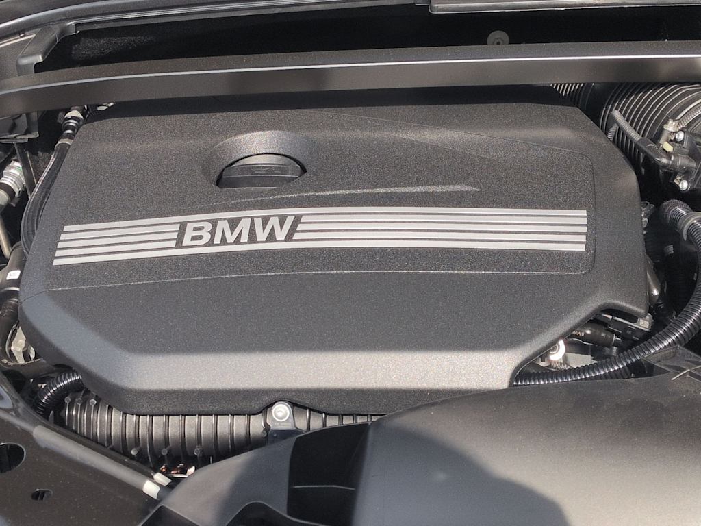 Thumbnail: 2026 BMW X1 - 8