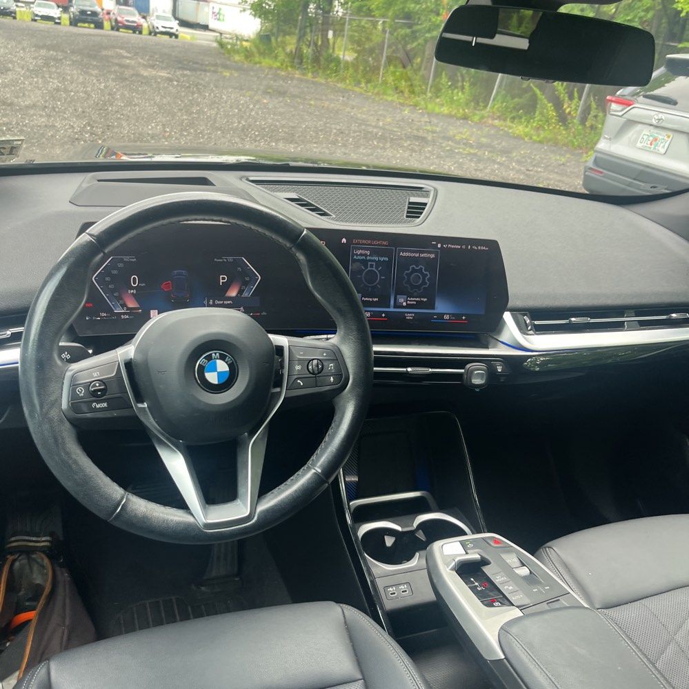 Thumbnail: 2023 BMW X1 - 2