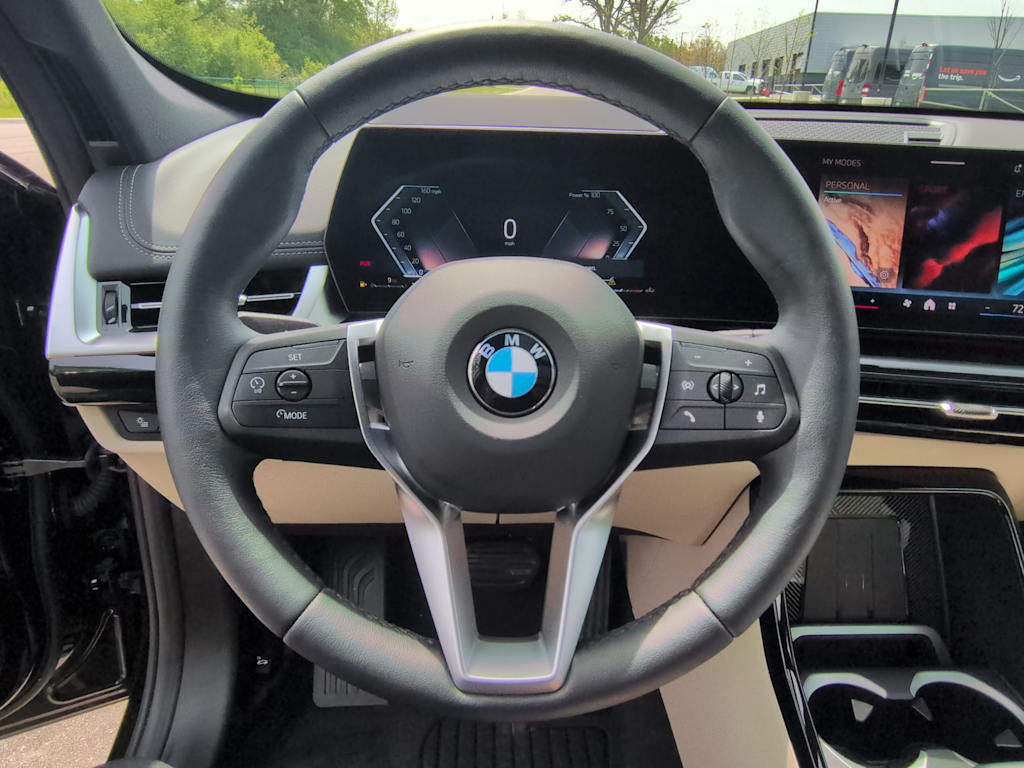 Thumbnail: 2025 BMW X1 - 10