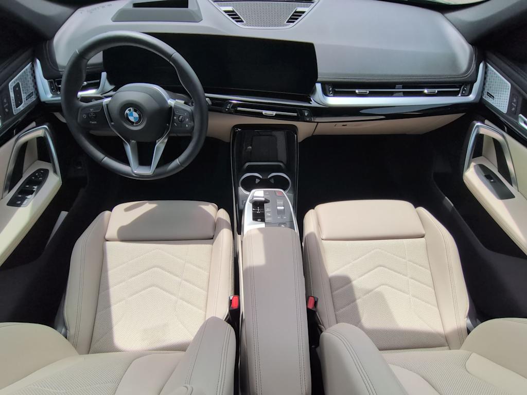 Thumbnail: 2025 BMW X1 - 6