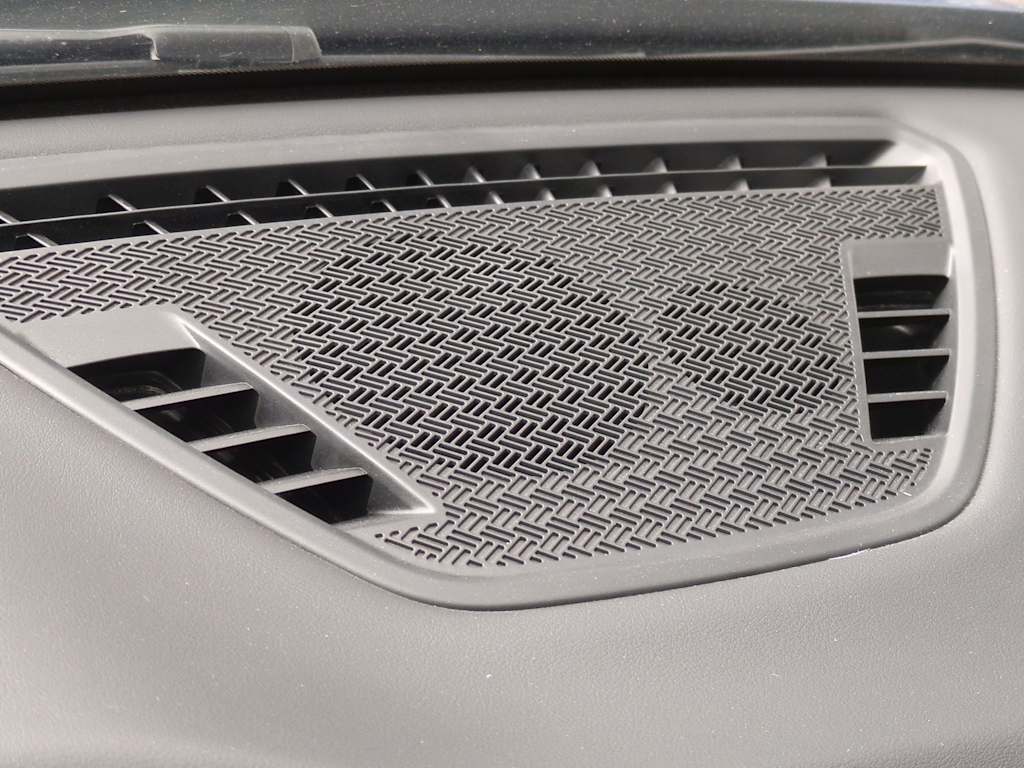 Thumbnail: 2023 BMW X1 - 35