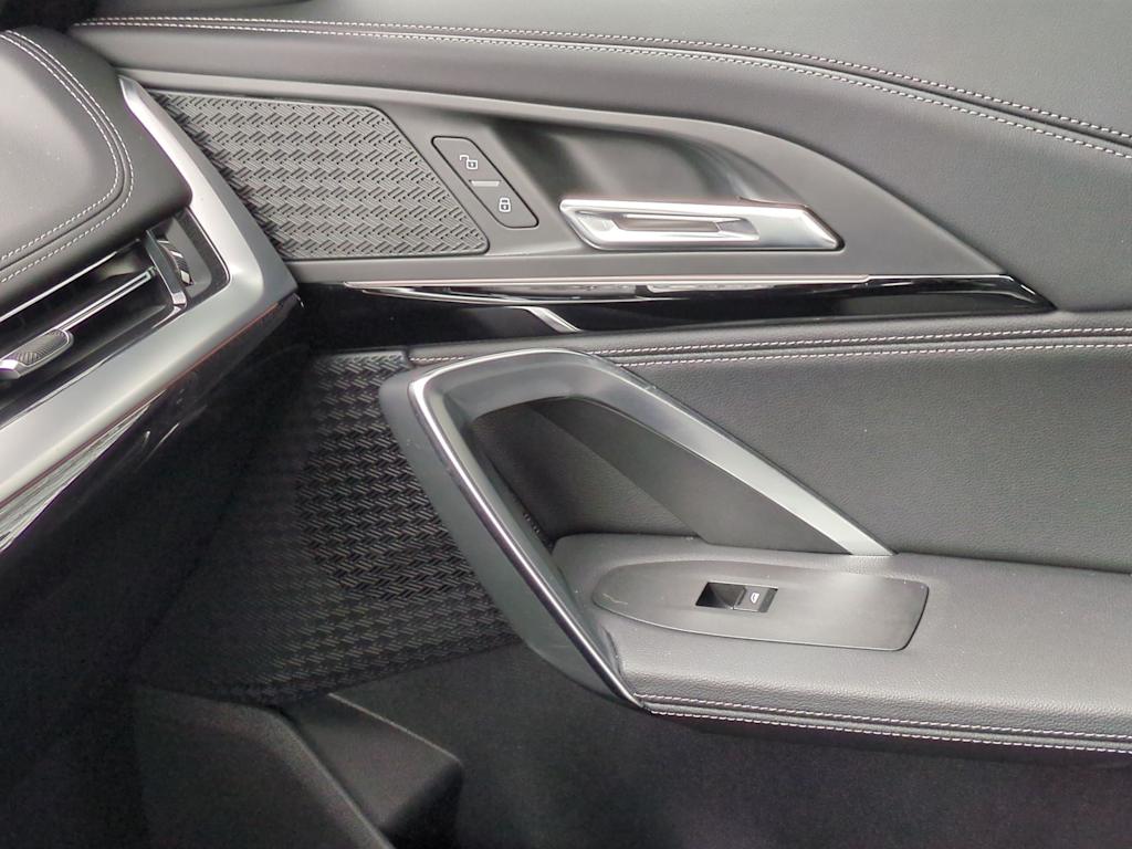 Thumbnail: 2023 BMW X1 - 38