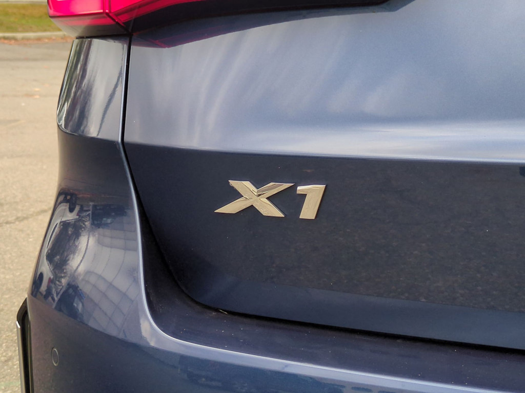 Thumbnail: 2023 BMW X1 - 23