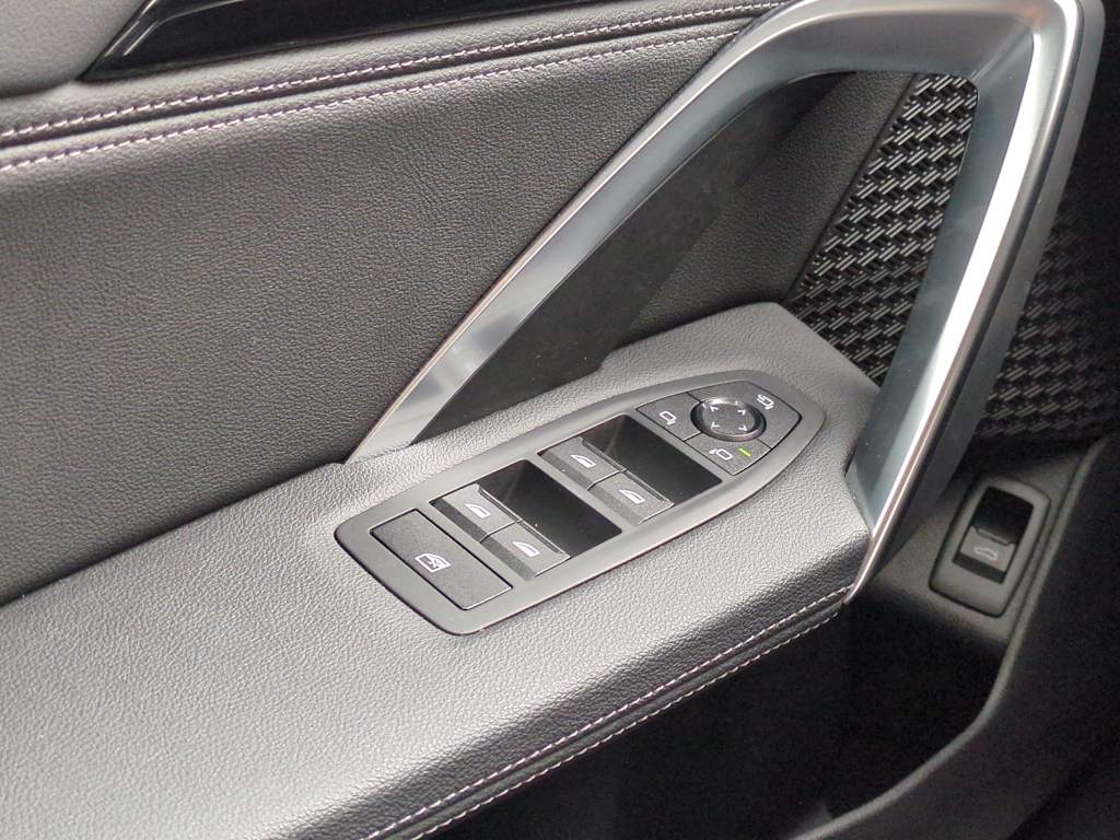 Thumbnail: 2023 BMW X1 - 37