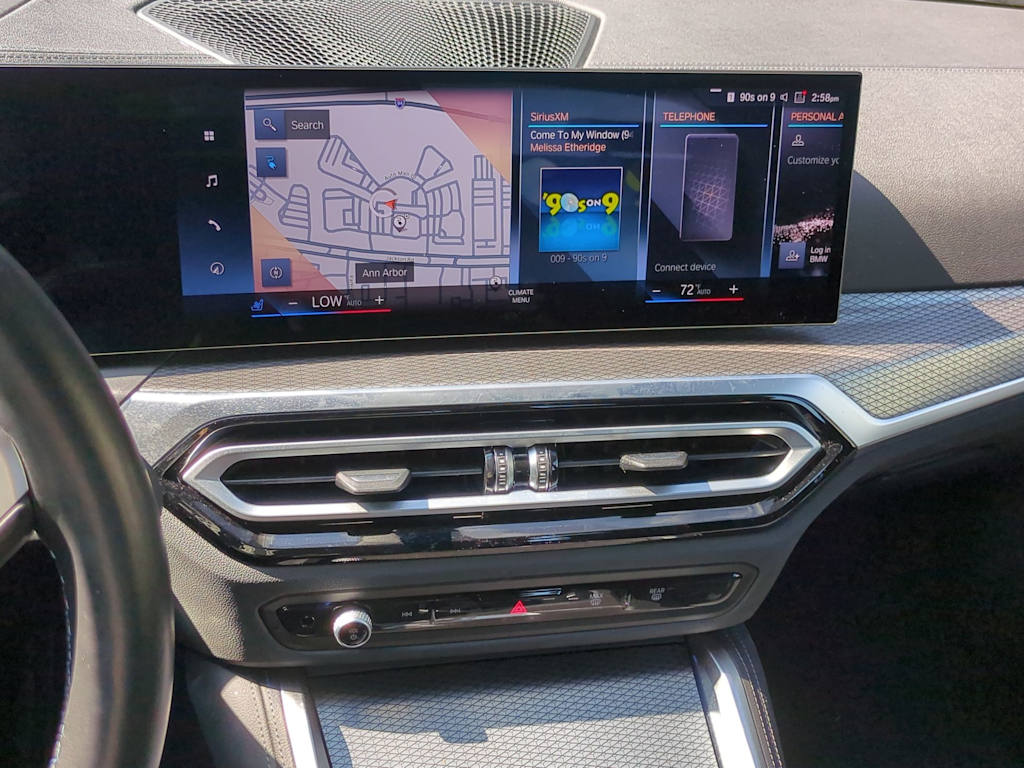 Thumbnail: 2023 BMW i4 - 32