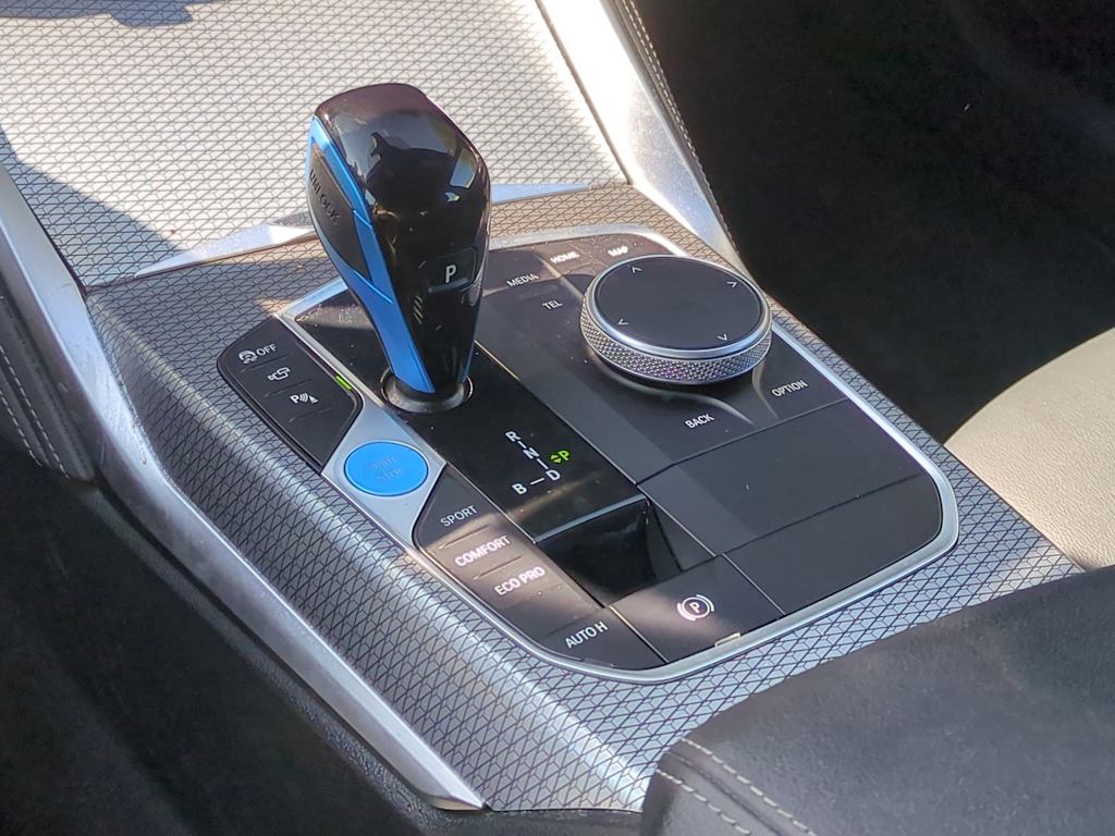 Thumbnail: 2023 BMW i4 - 15