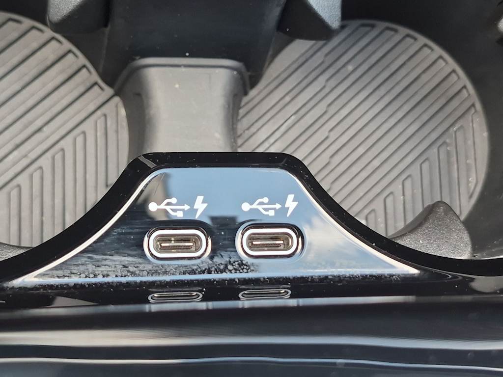 Thumbnail: 2026 BMW i5 - 35