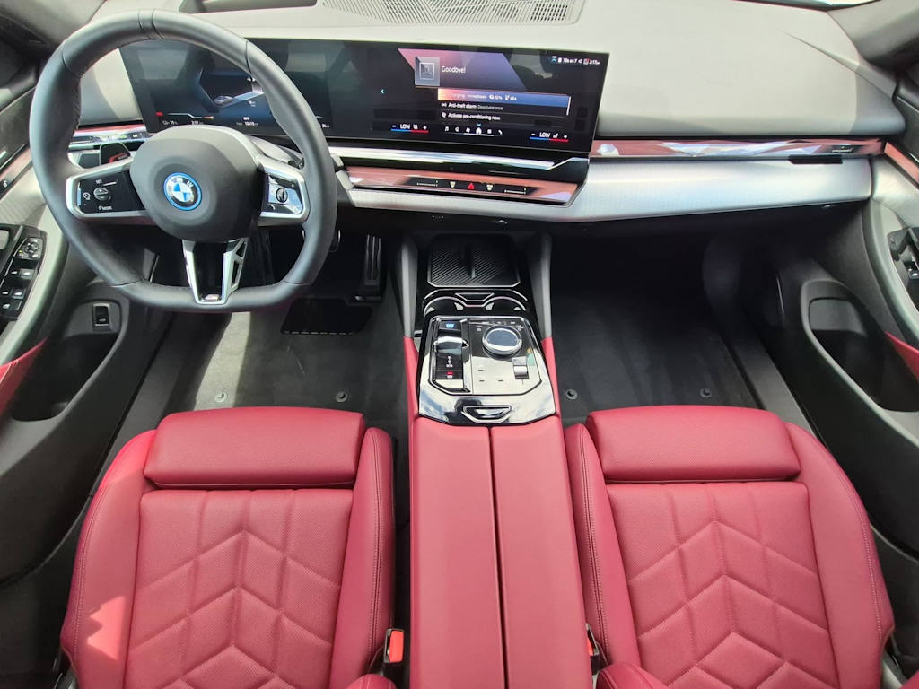Thumbnail: 2026 BMW i5 - 9