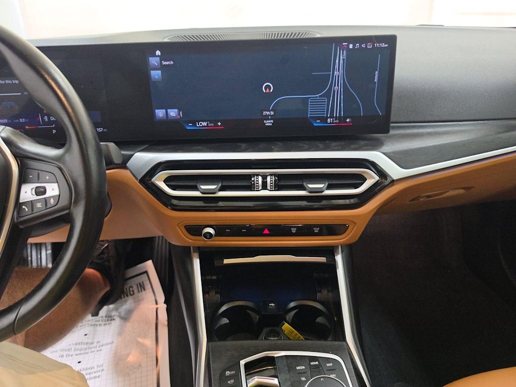 Thumbnail: 2023 BMW i4 - 9