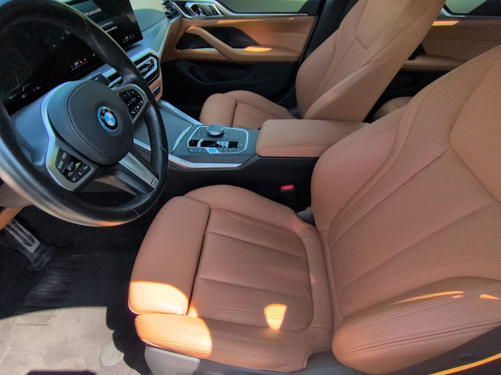 Thumbnail: 2024 BMW i4 - 10
