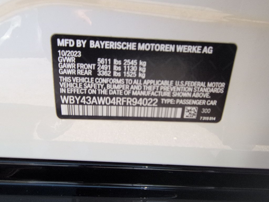 Thumbnail: 2024 BMW i4 - 18