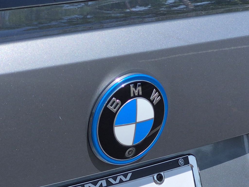 Thumbnail: 2023 BMW i4 - 7