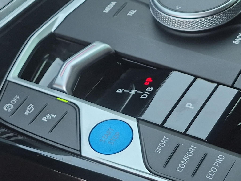 Thumbnail: 2023 BMW i4 - 35