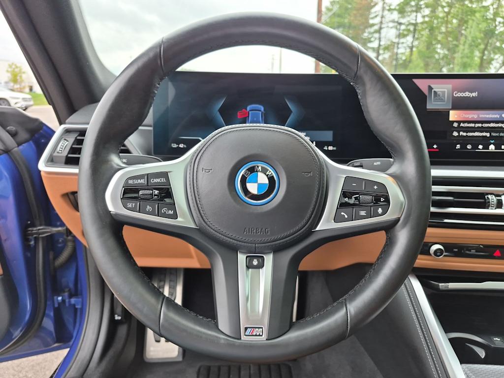 Thumbnail: 2024 BMW i4 - 13