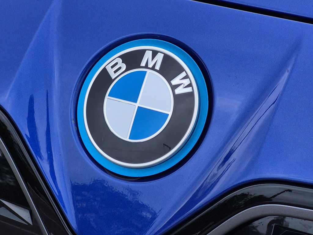 Thumbnail: 2024 BMW i4 - 7
