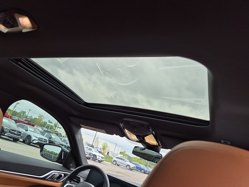 Thumbnail: 2024 BMW i4 - 28