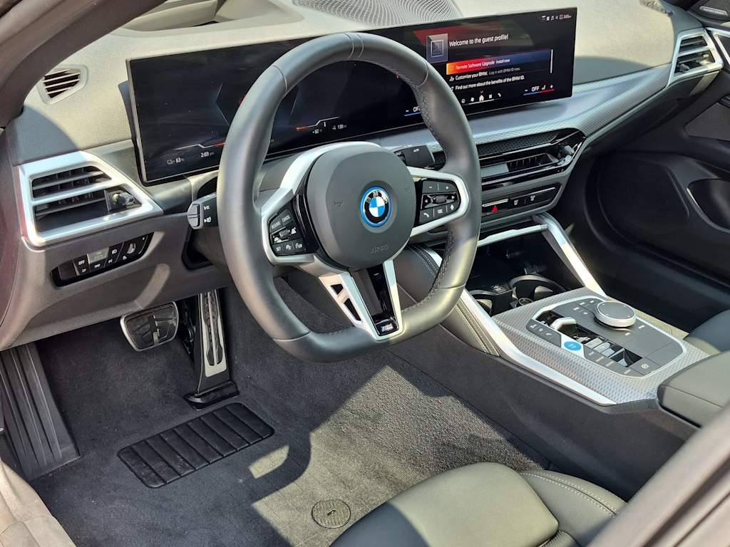 Thumbnail: 2025 BMW i4 - 2