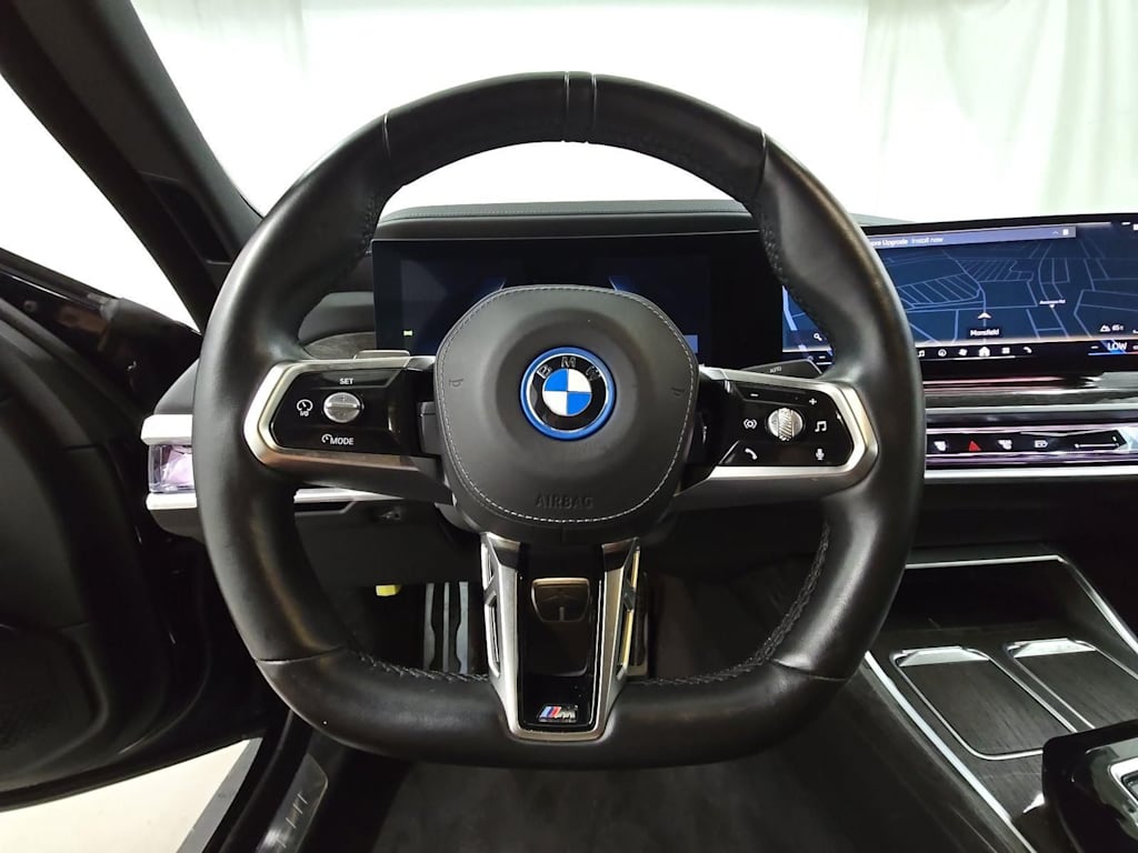 Thumbnail: 2024 BMW i7 - 2