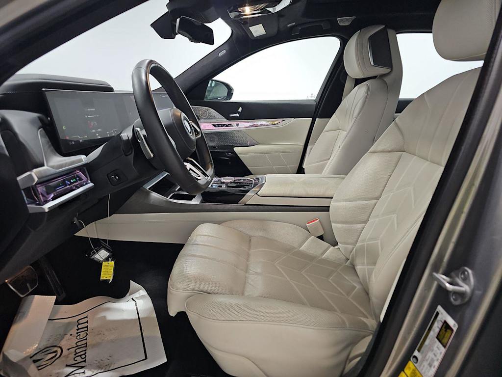 Thumbnail: 2023 BMW i7 - 8