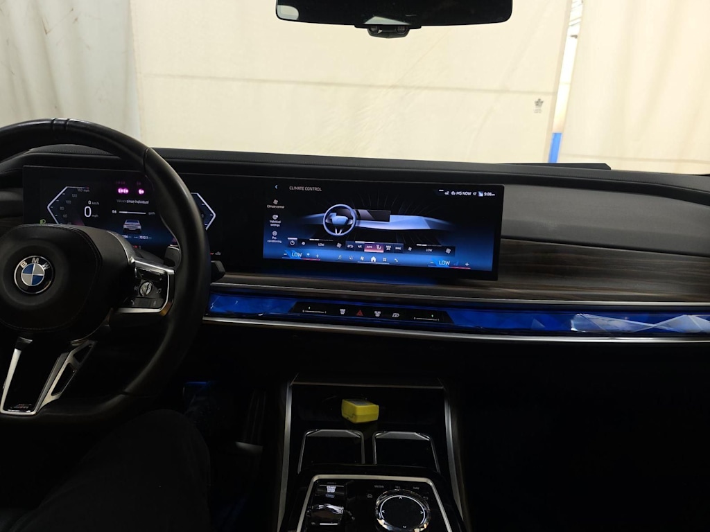 Thumbnail: 2024 BMW i4 - 6