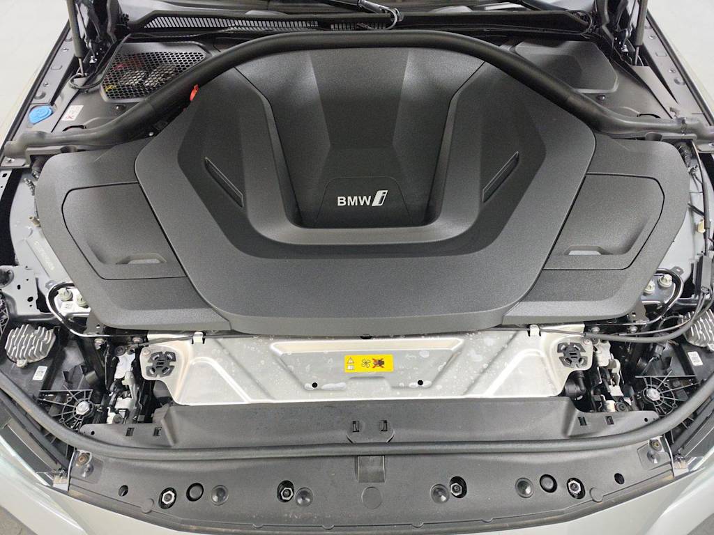 Thumbnail: 2024 BMW i4 - 6