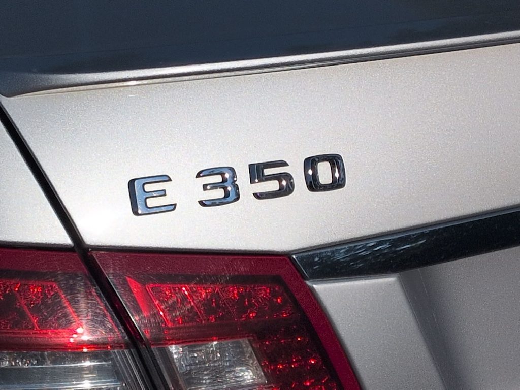Thumbnail: 2012 Mercedes-Benz E-Class - 24
