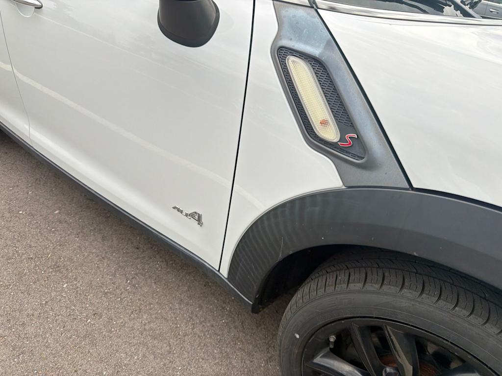 Thumbnail: 2014 MINI Cooper Countryman - 17