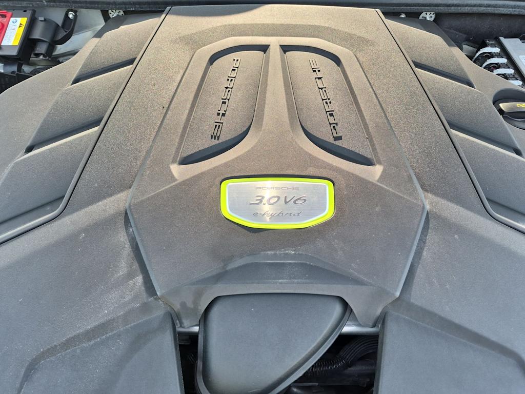 Thumbnail: 2023 Porsche Cayenne - 26
