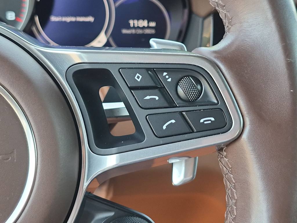 Thumbnail: 2023 Porsche Cayenne - 33