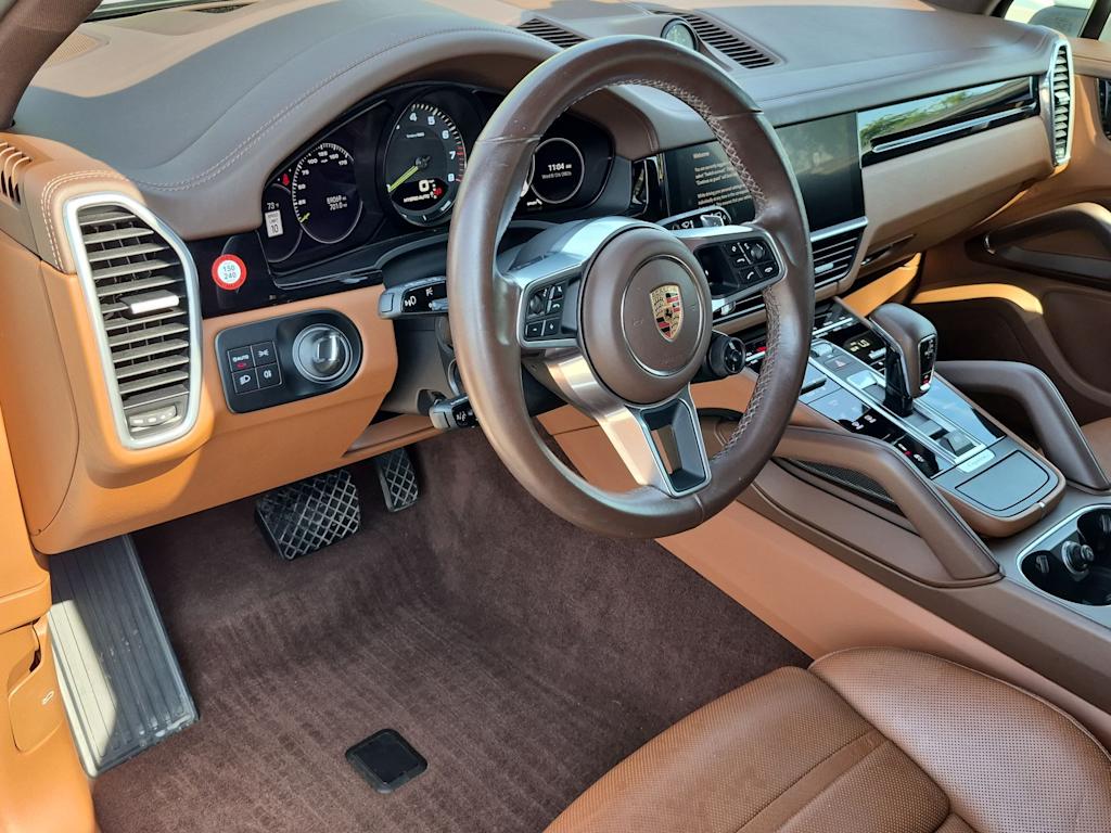 Thumbnail: 2023 Porsche Cayenne - 2