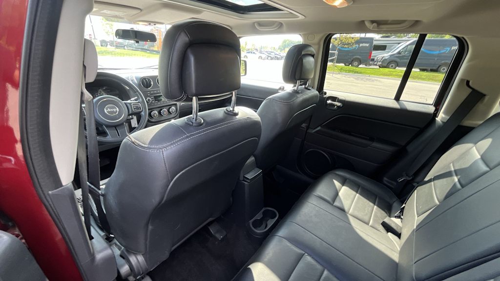 Thumbnail: 2015 Jeep Patriot - 23
