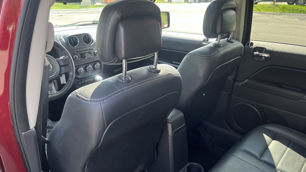 Thumbnail: 2015 Jeep Patriot - 34