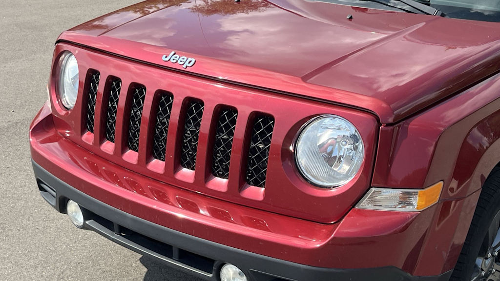 Thumbnail: 2015 Jeep Patriot - 29