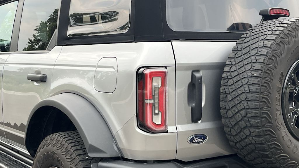 Thumbnail: 2022 Ford Bronco - 27