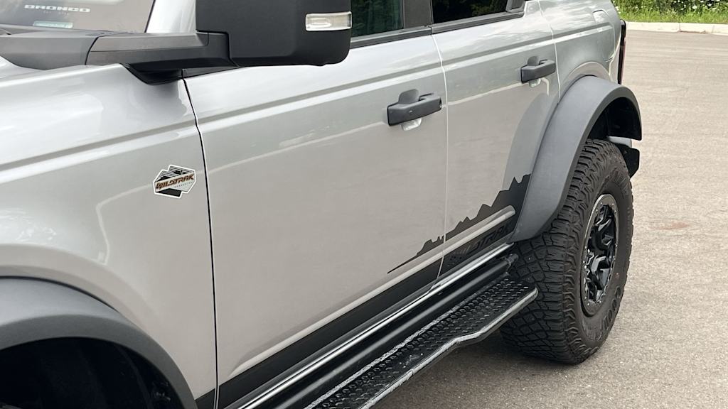 Thumbnail: 2022 Ford Bronco - 6