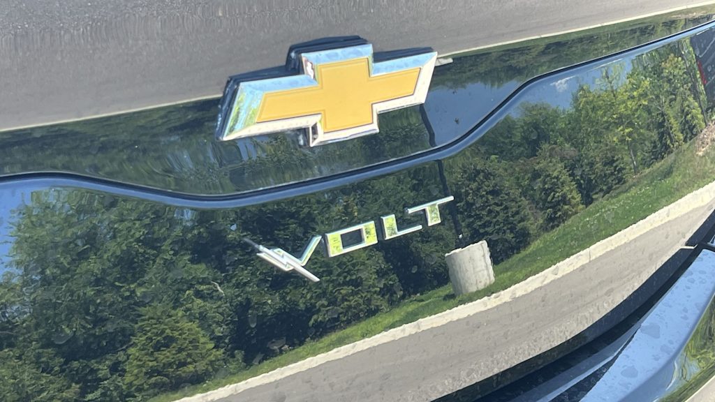 Thumbnail: 2017 Chevrolet Volt - 33