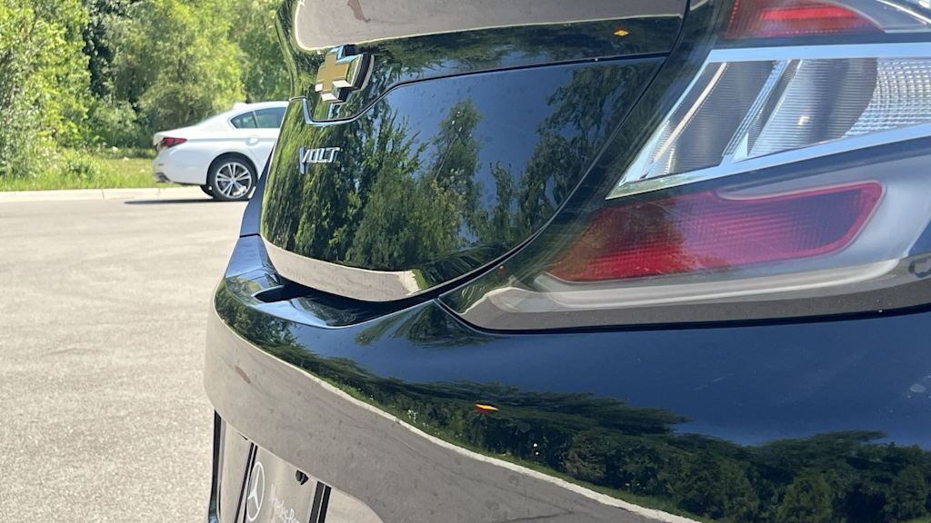 Thumbnail: 2017 Chevrolet Volt - 28