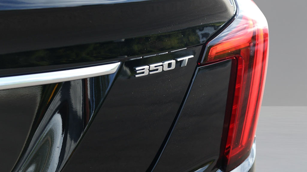Thumbnail: 2023 Cadillac CT5 - 20