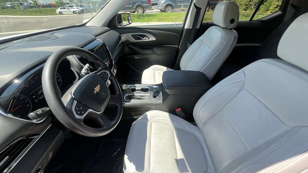 Thumbnail: 2019 Chevrolet Traverse - 25