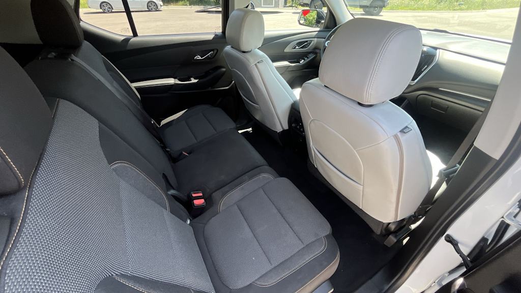 Thumbnail: 2019 Chevrolet Traverse - 13
