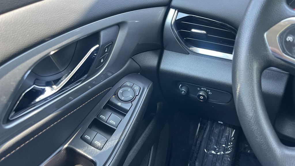 Thumbnail: 2019 Chevrolet Traverse - 36