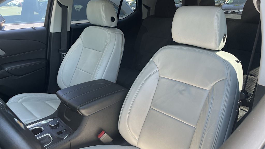 Thumbnail: 2019 Chevrolet Traverse - 35