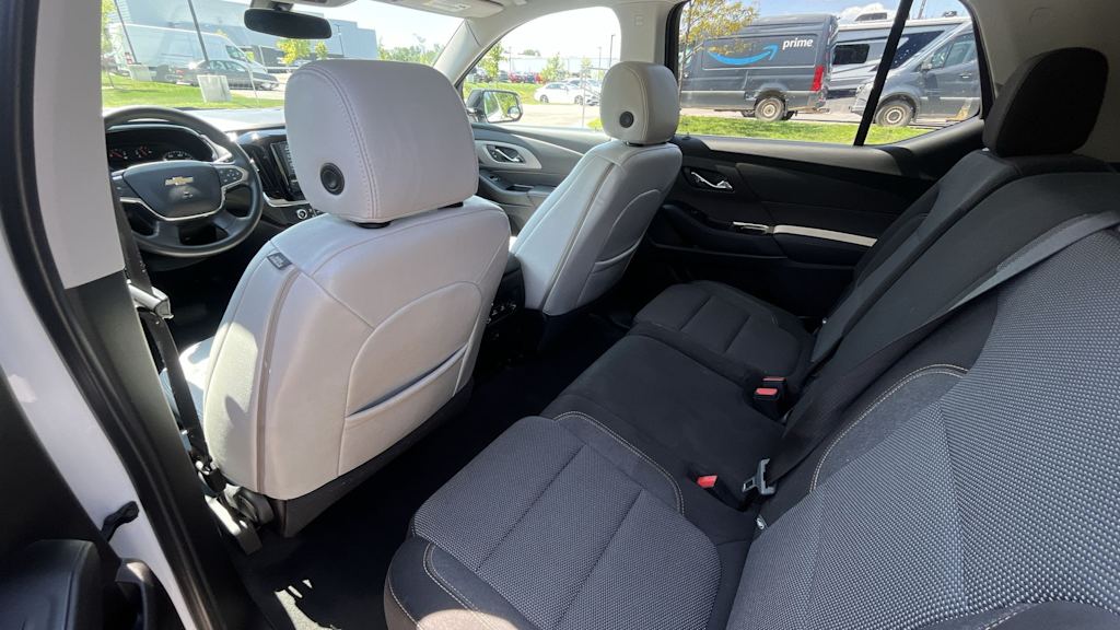 Thumbnail: 2019 Chevrolet Traverse - 24