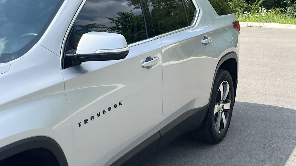 Thumbnail: 2019 Chevrolet Traverse - 27