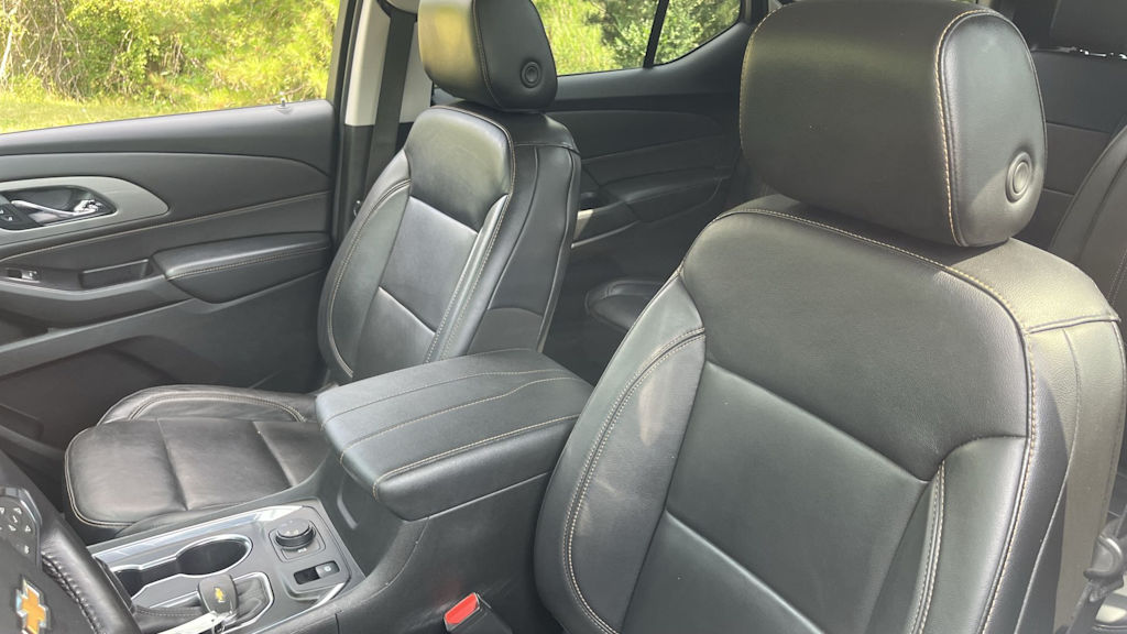 Thumbnail: 2019 Chevrolet Traverse - 12