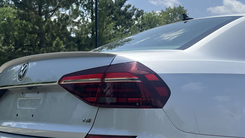 Thumbnail: 2017 Volkswagen Passat - 29