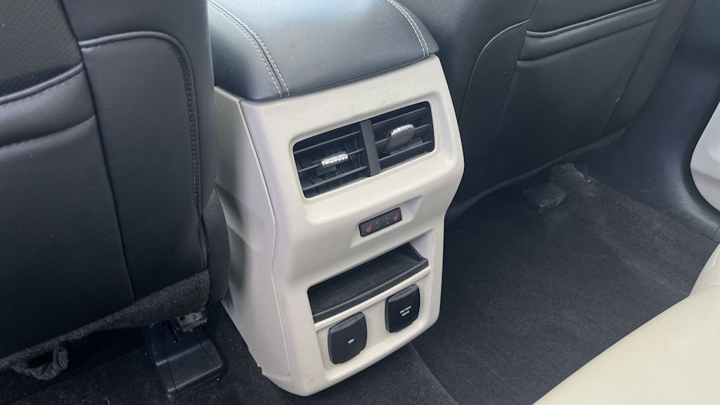 Thumbnail: 2019 Ford Edge - 45