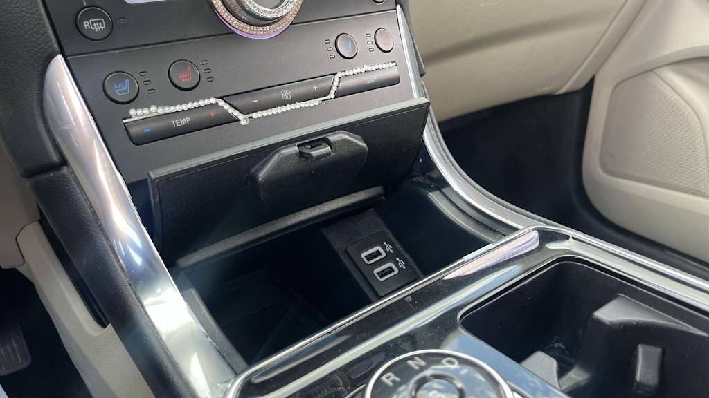 Thumbnail: 2019 Ford Edge - 52