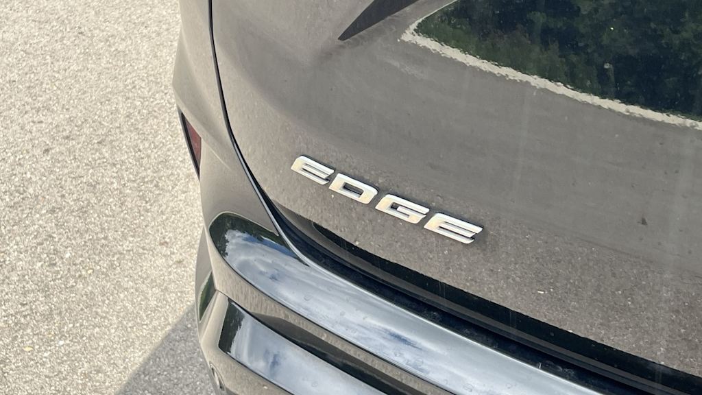 Thumbnail: 2019 Ford Edge - 36