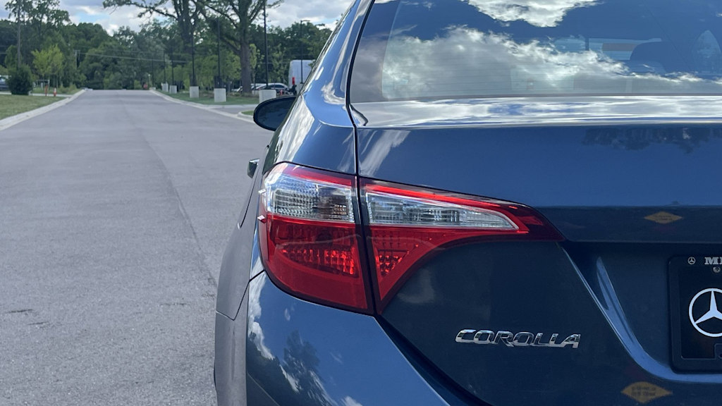 Thumbnail: 2015 Toyota Corolla - 26